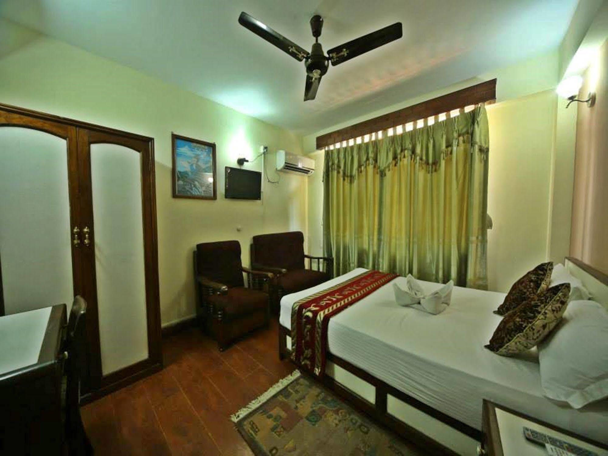 קטמנדו Hotel Pleasure Home מראה חיצוני תמונה